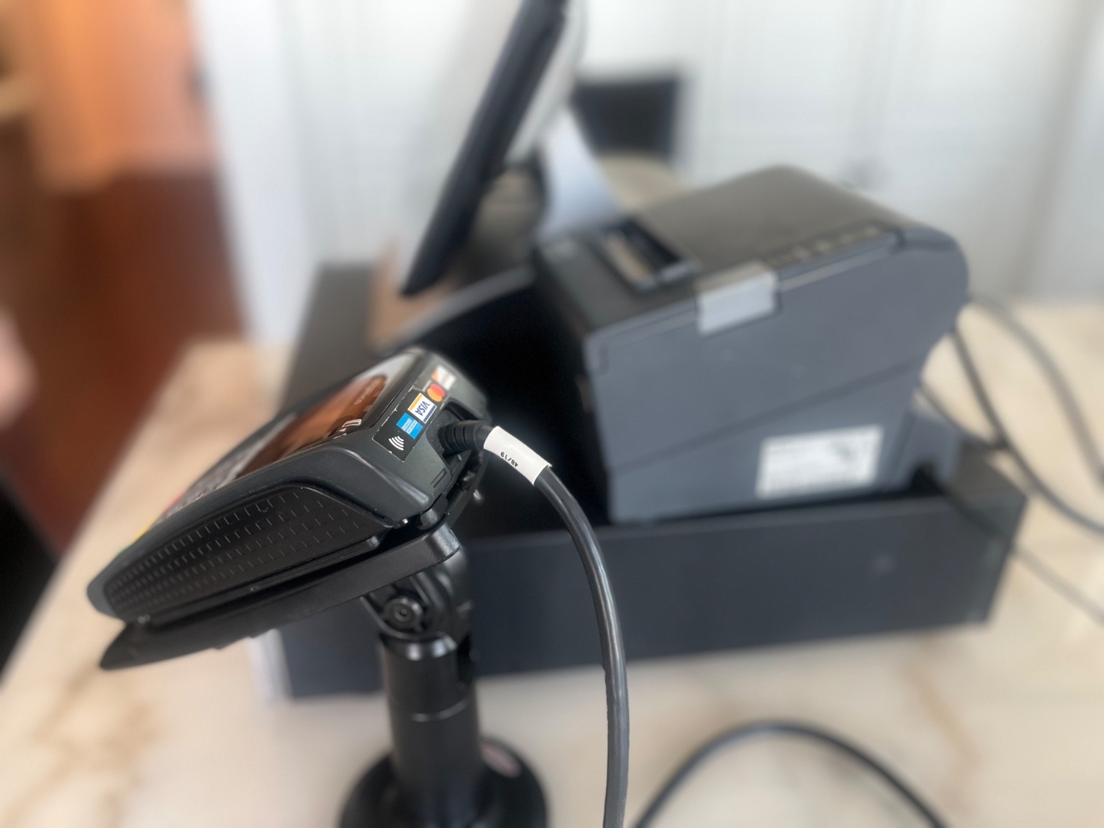 micros workstation 6 with windows 10