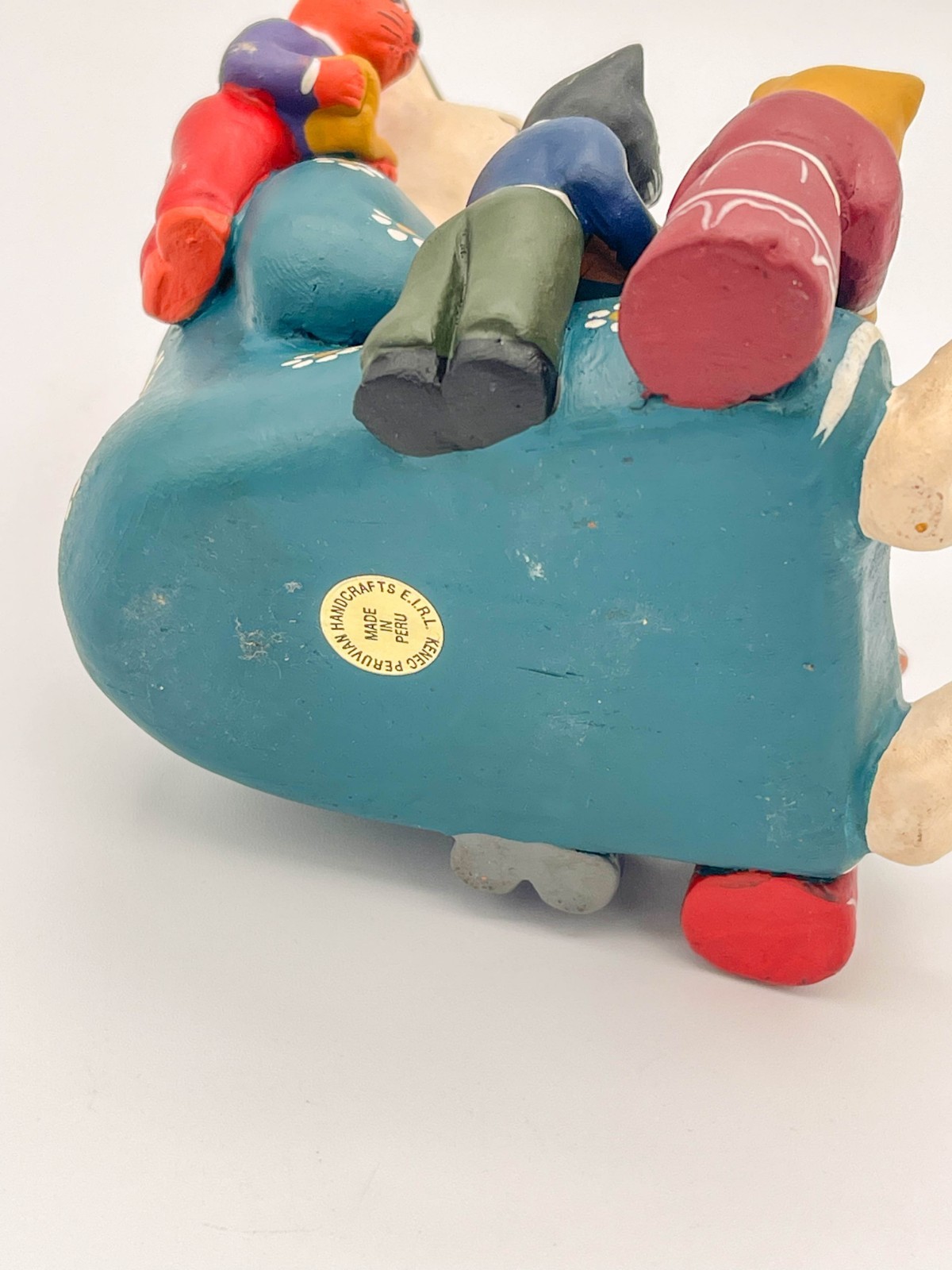 VTG Peruvian Folk Art Cat Storyteller Figurine Hand Painted Clay 4.5"