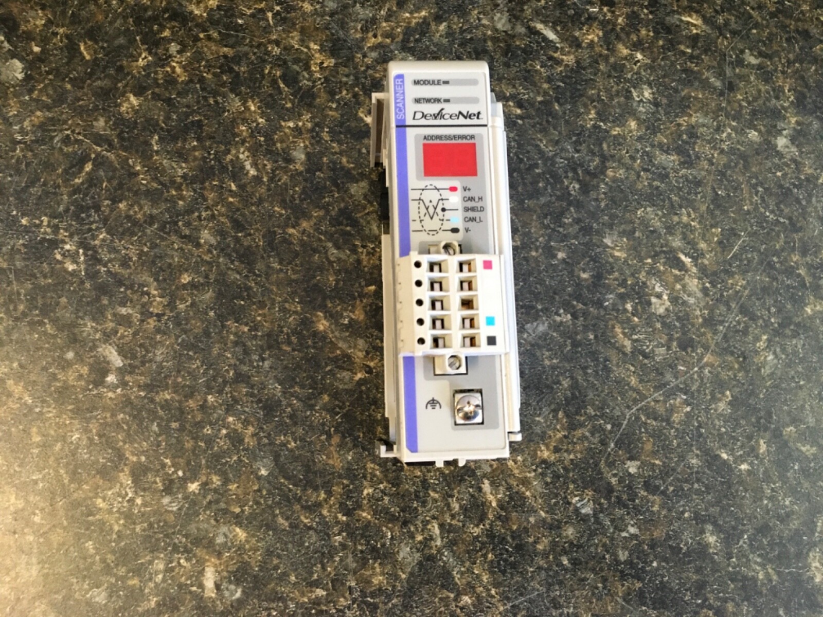 Allen-Bradley Compact I/O 1769-SDN SER B REV. A02 FW: 2.2 Devicenet Scanner