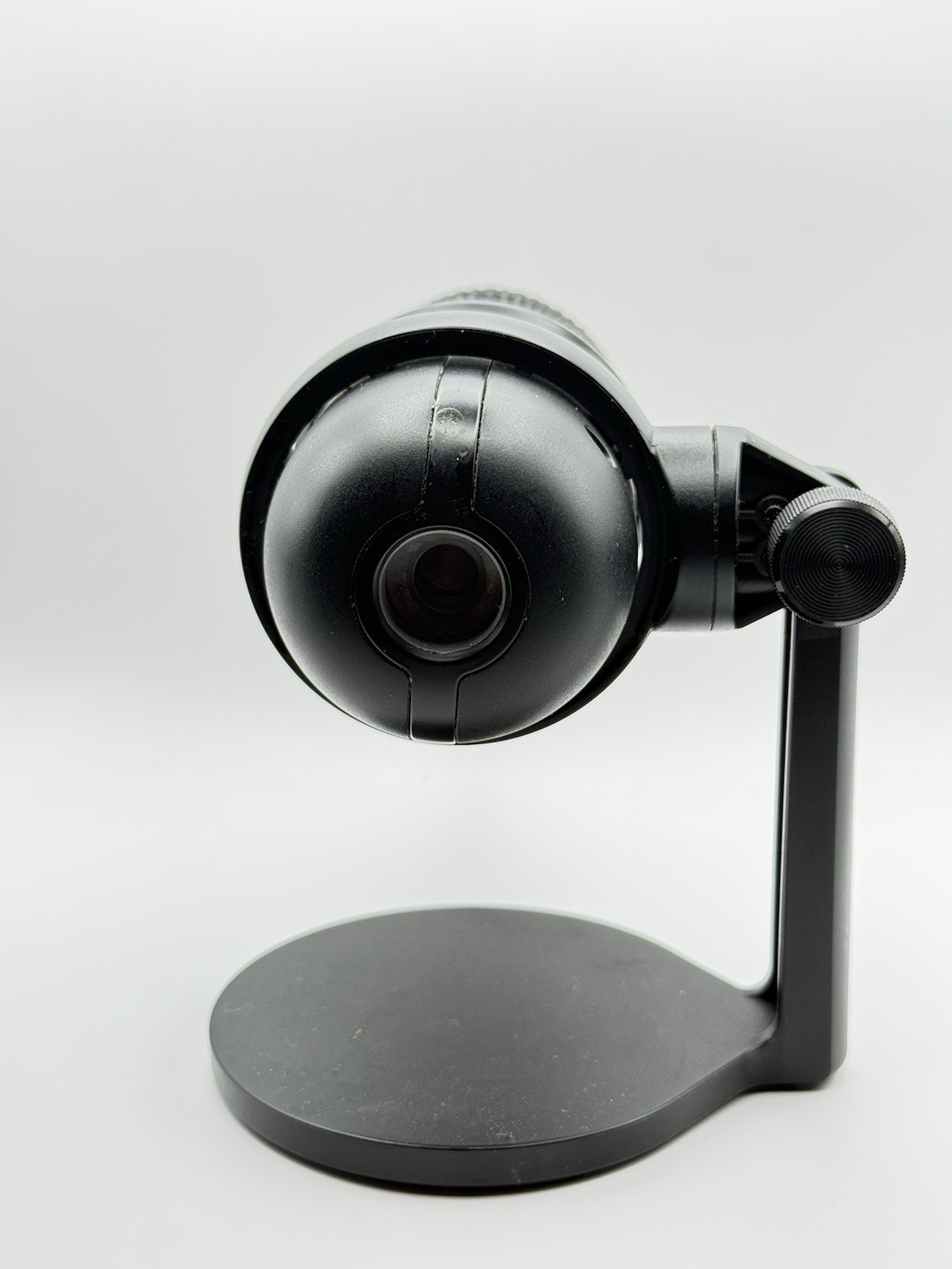 HyperX SoloCast USB Microphone Black, Mute Button, Adjustable Stand/Mount