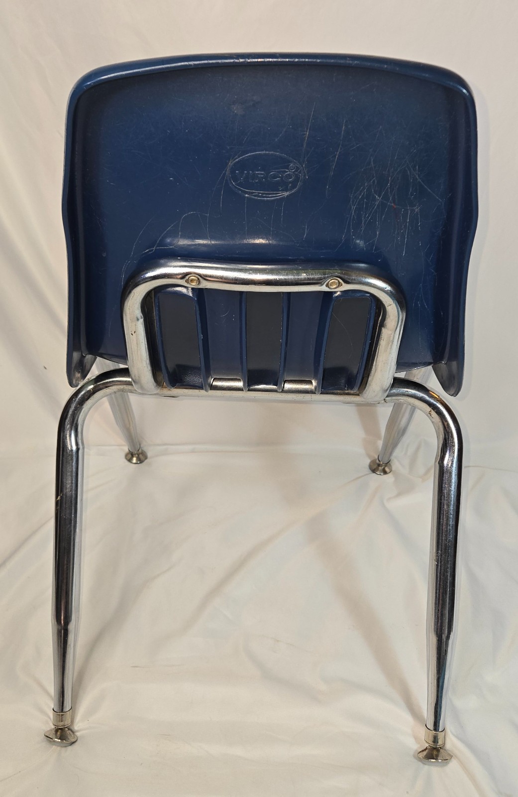 Virco Blue Student Plastic Chair 9000-14 Kindergarden-2nd Grade 22" H x 17" W