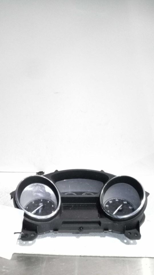 Speedometer Cluster MPH And KPH Opt Umn 4.2" Screen Fits 19-20 ENVISION 355475