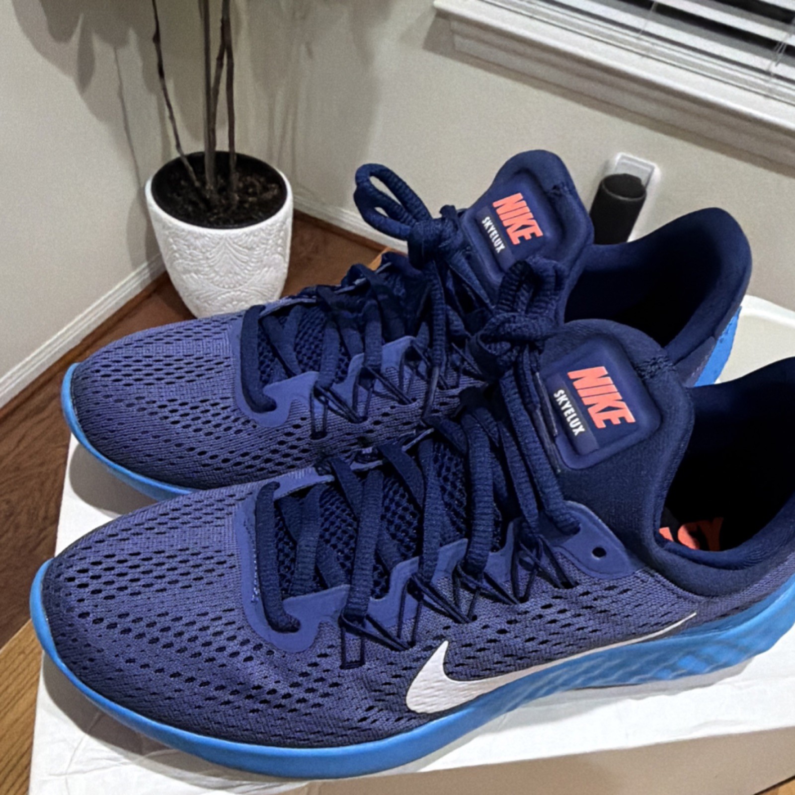 Nike Skyelux Blue Purple Mesh Lace Up Low Top Sneaker Athletic Breathable Rubber