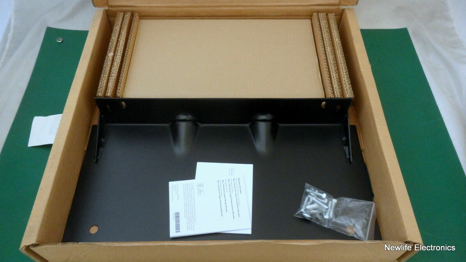 HP BW932A 600mm JackBlack Rack Stabilizer Kit
