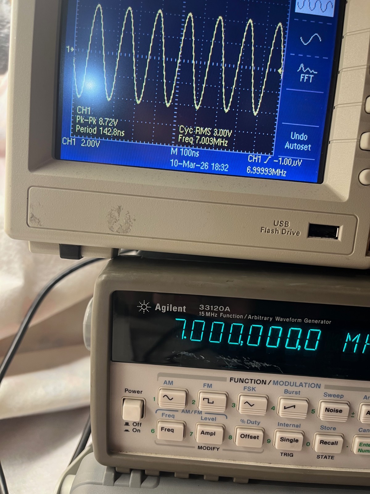 Agilent 33120A 15 MHz Function / Arbitrary Waveform Generator