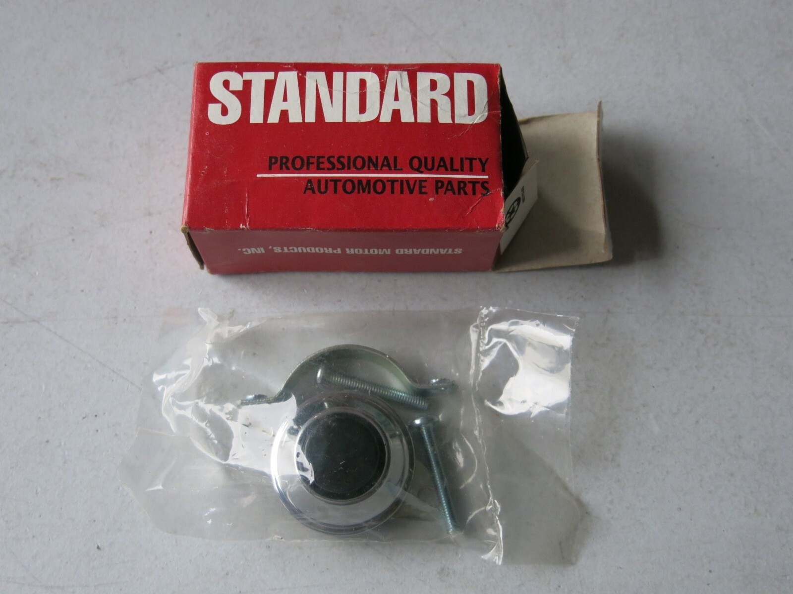 Standard Horn Button (HB6B)