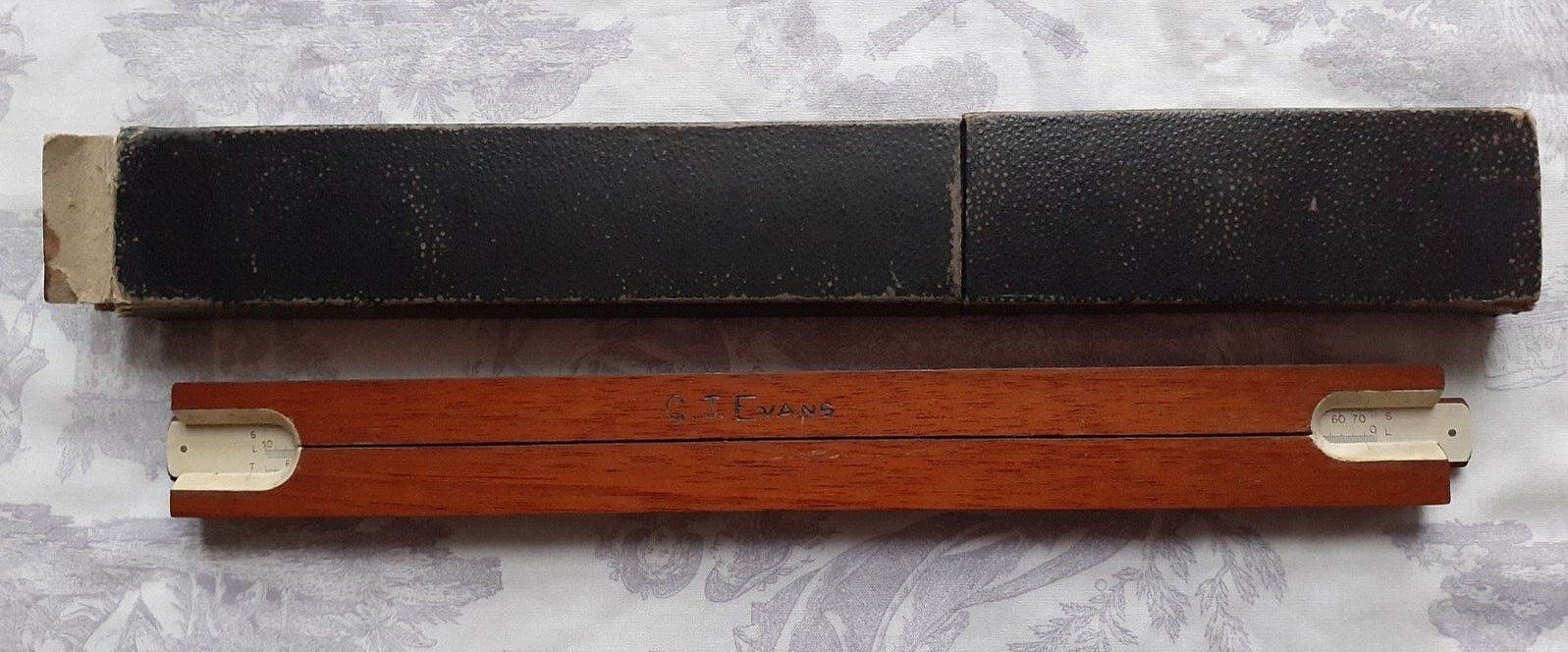 Vintage "P.I.C." Slide Rule ~ In Box.