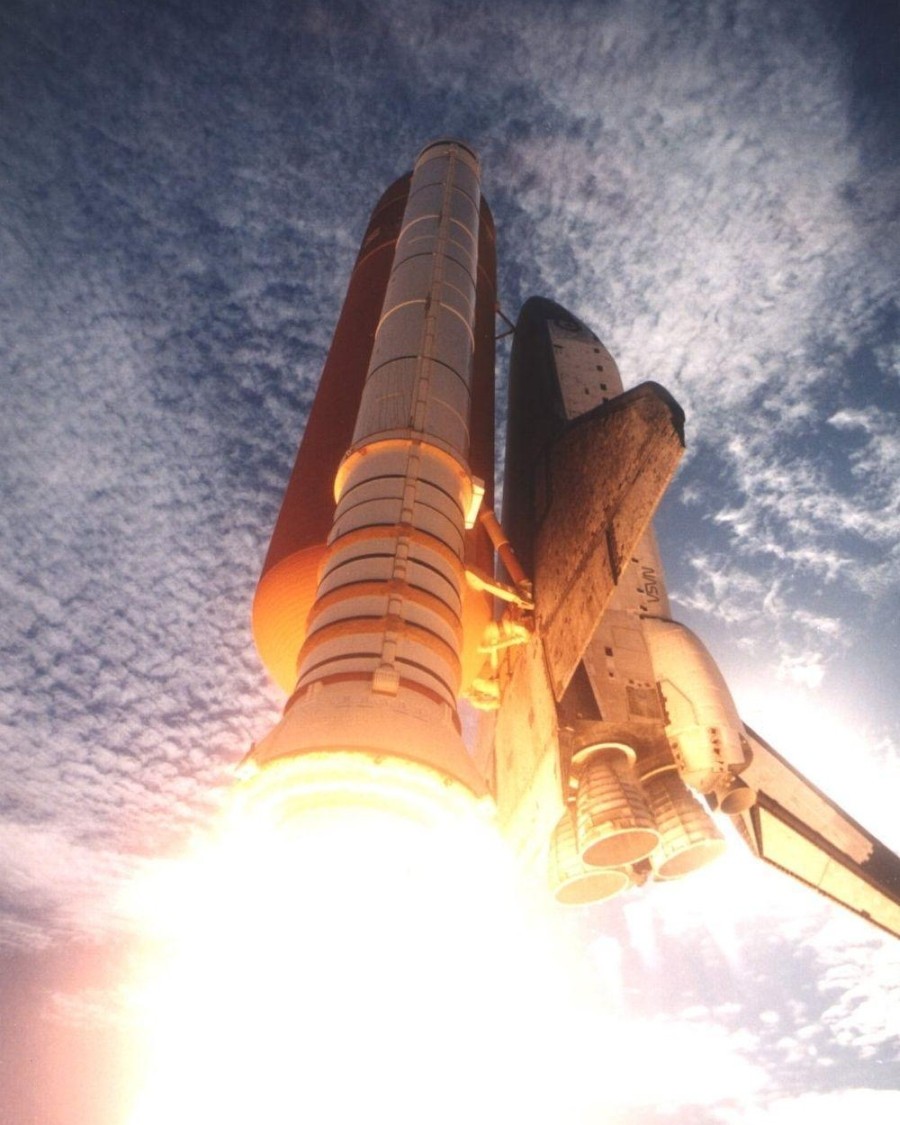 1995 NASA Space Shuttle Columbia Liftoff Pad 39B - 8x10 Photo On 8.5x11 #2553