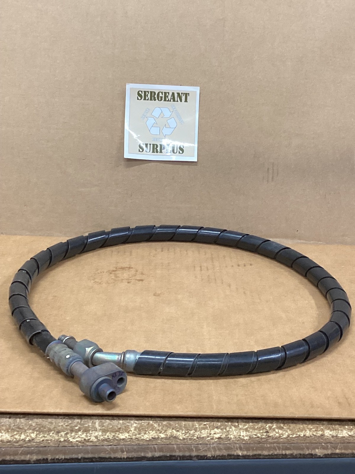 AC Hose assmy, dischaarge(LH)discharge to condensor/HMMWV 4720-01-336-3751