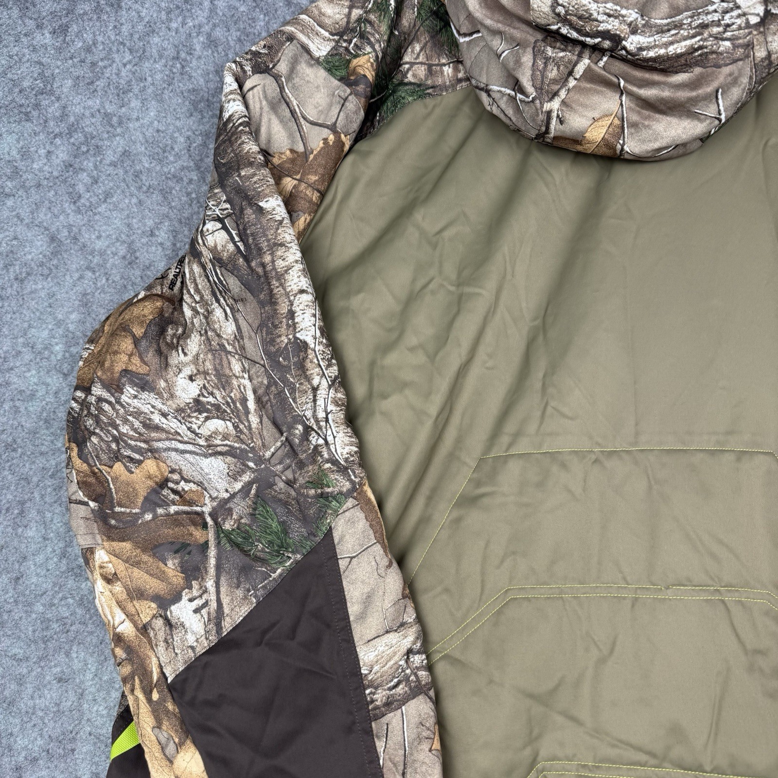 Under Armour Scent Control Infrared Camo Hooded Barrier Jacket Realtree 2XL
