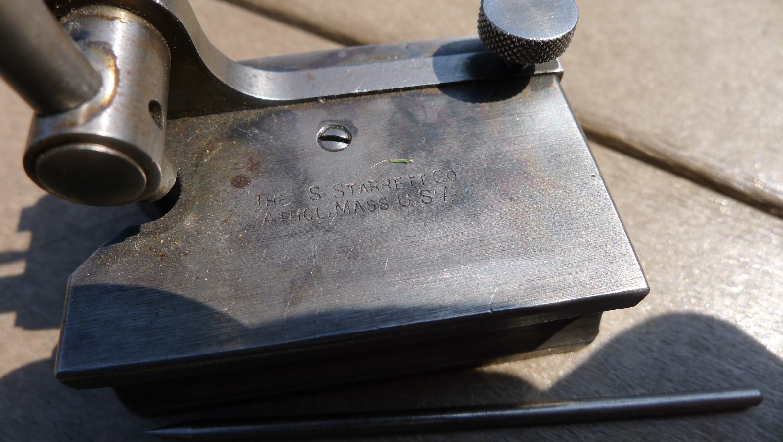 SMALL VTG STARRETT CO, INDICATOR STAND