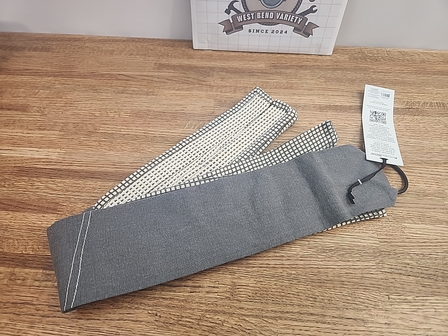 KITCHEN BOA gray cotton "HEAD CHEF" neck worn Dish Towel NWT