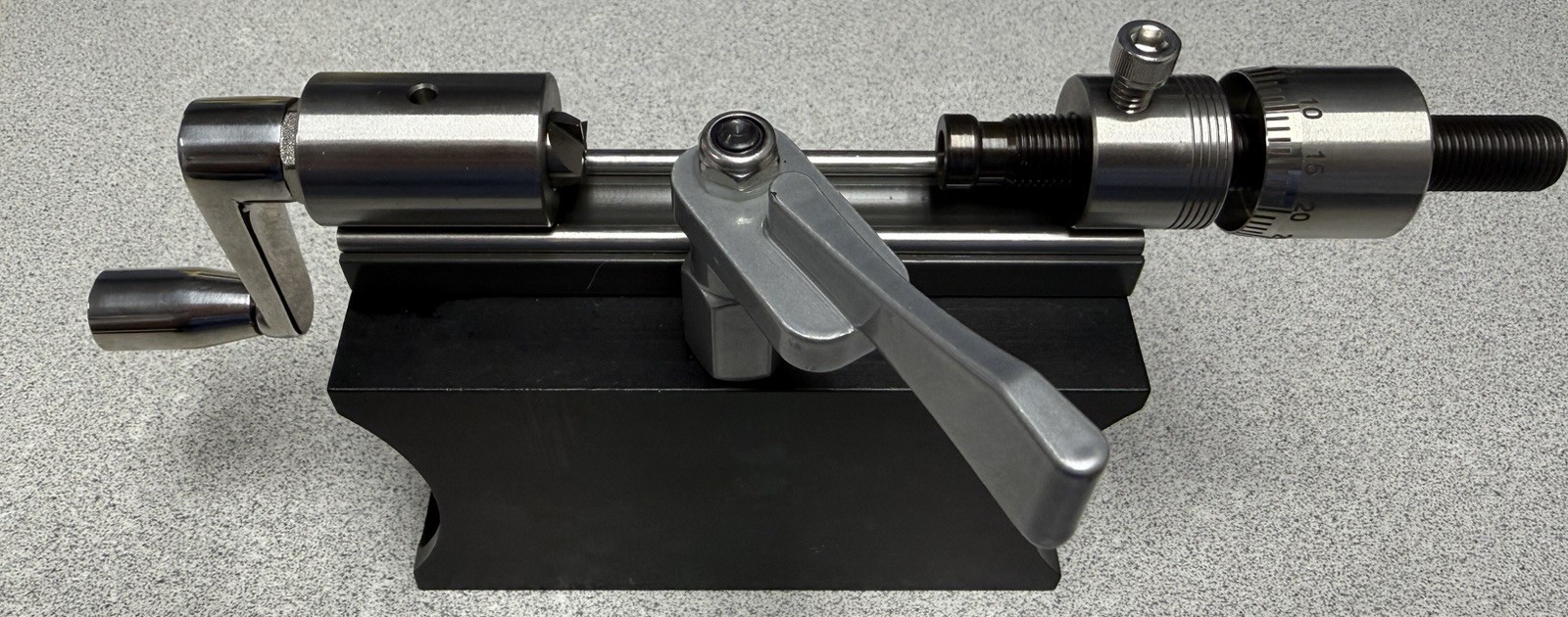 L.E. WILSON Case Trimmer Kit with Micrometer Adjust Kit And Inline Fab Plate