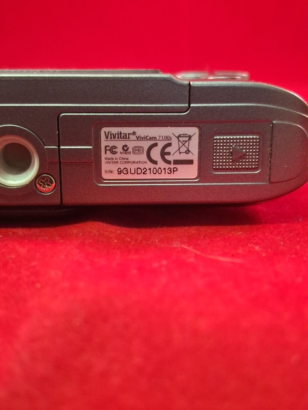 Vivitar Vivicam 7100s 7.0MP Compact Digital Camera. WORKING - Grey A