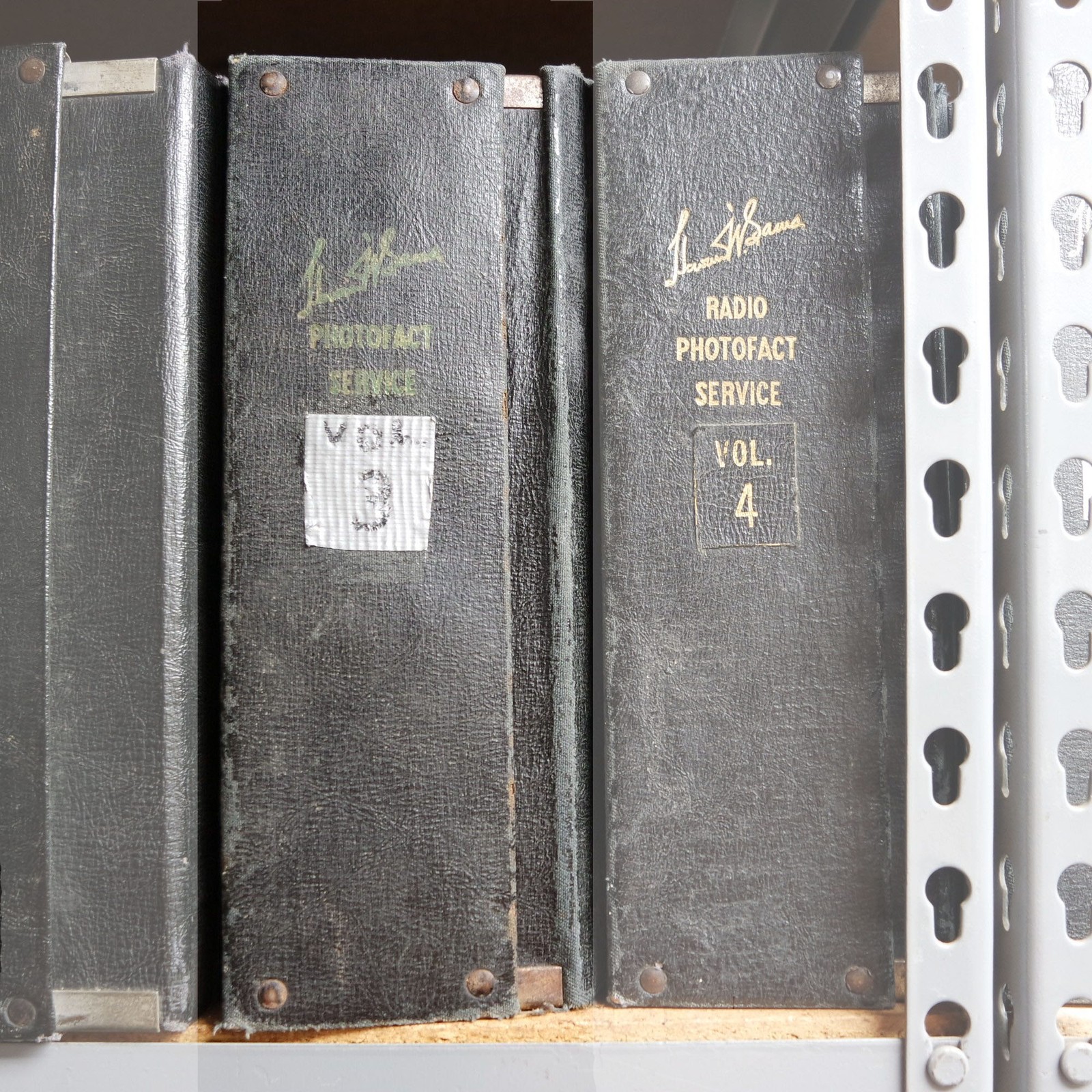 Sam's Photofacts Folders 21 Through 30 Contained in Bound Volume 3