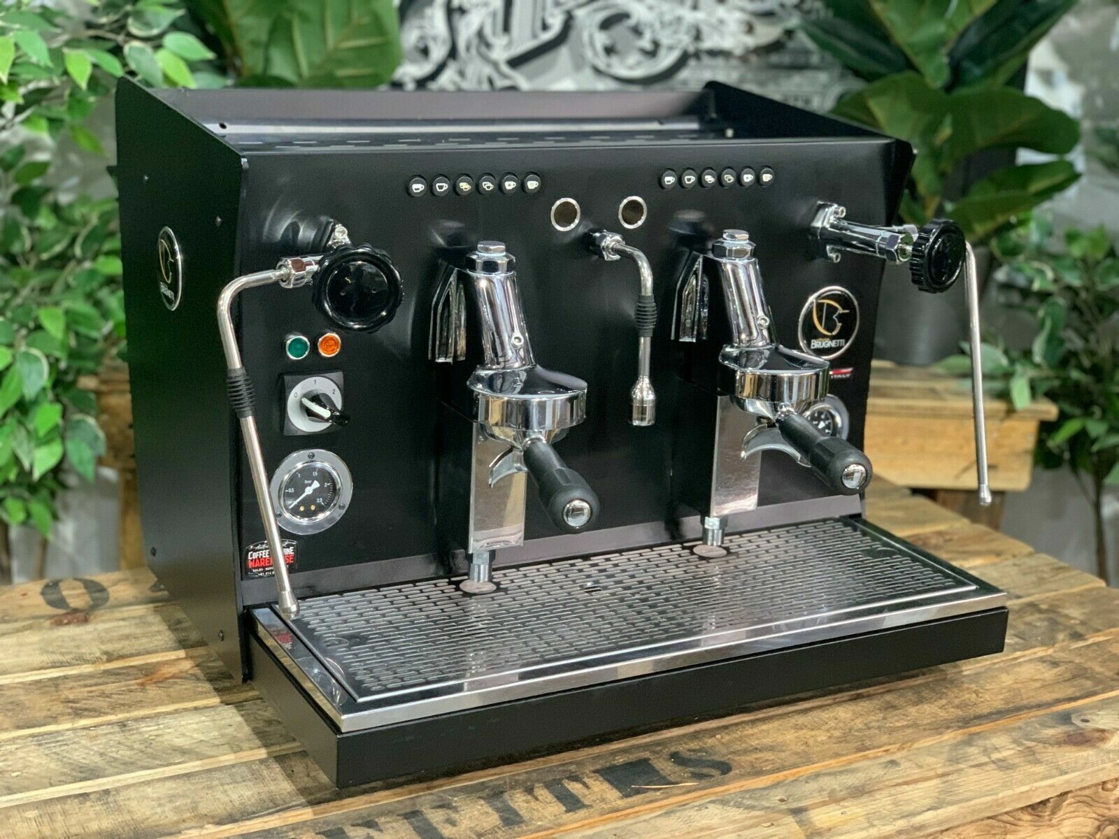 BRUGNETTI GUILIA MANUFACTUM 2 GROUP BLACK ESPRESSO COFFEE MACHINE COMMERCIAL