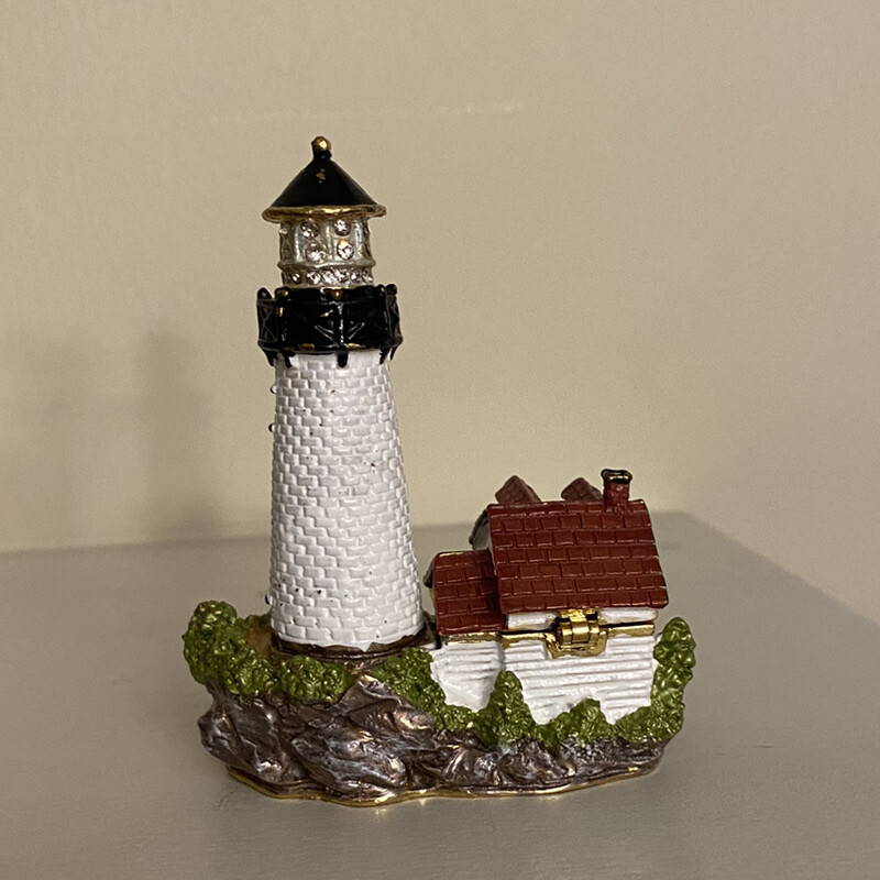Jere jeweled lighthouse trinket box