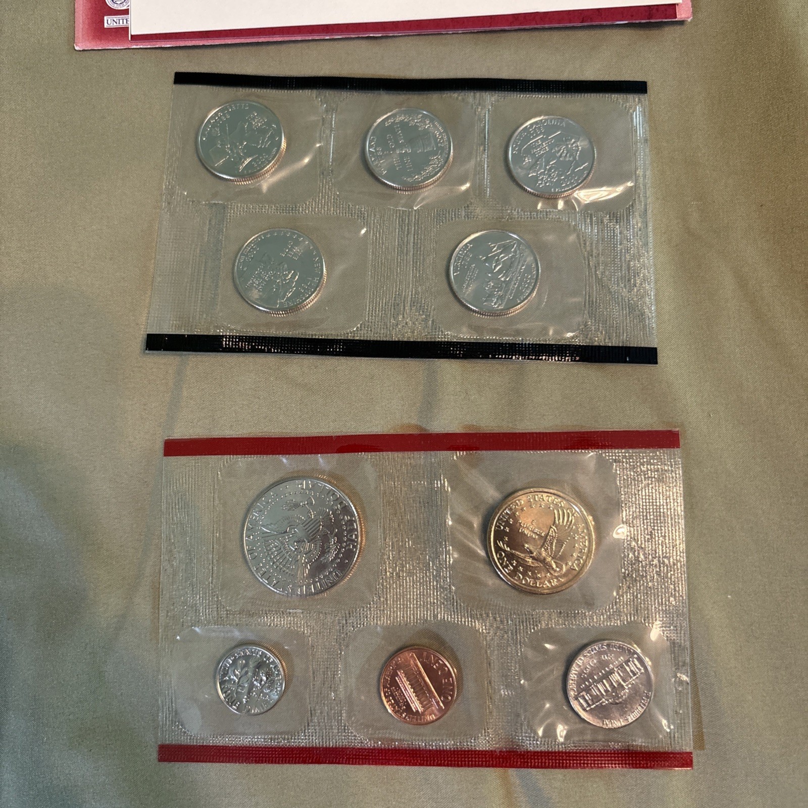 US Mint Denver & Philadelphia 2000 Uncirculated Coin Sets