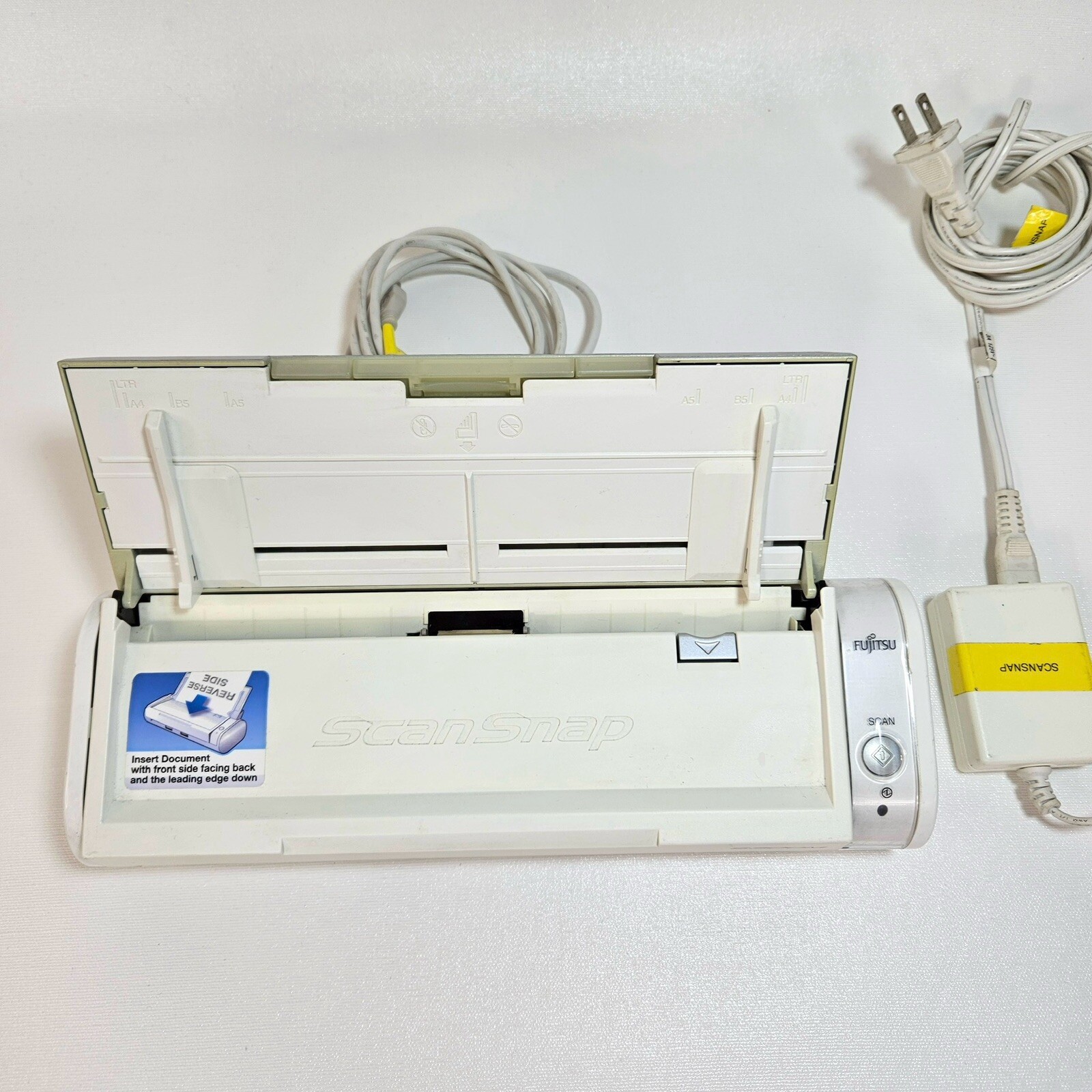 Fujitsu ScanSnap S300M Scanner Pass-Through Scanner