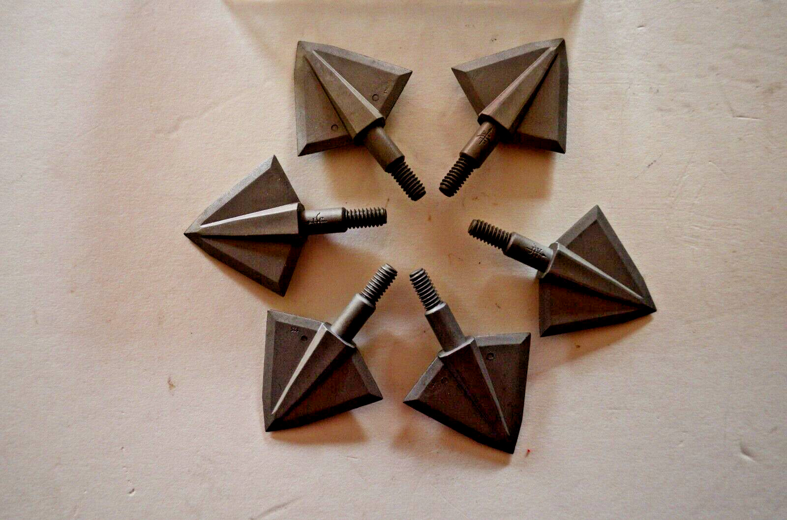 NEW 6pcs PX-150GR SILVER Broadhead 150 Grain Screw Solid Blade Hunting Arrowhead