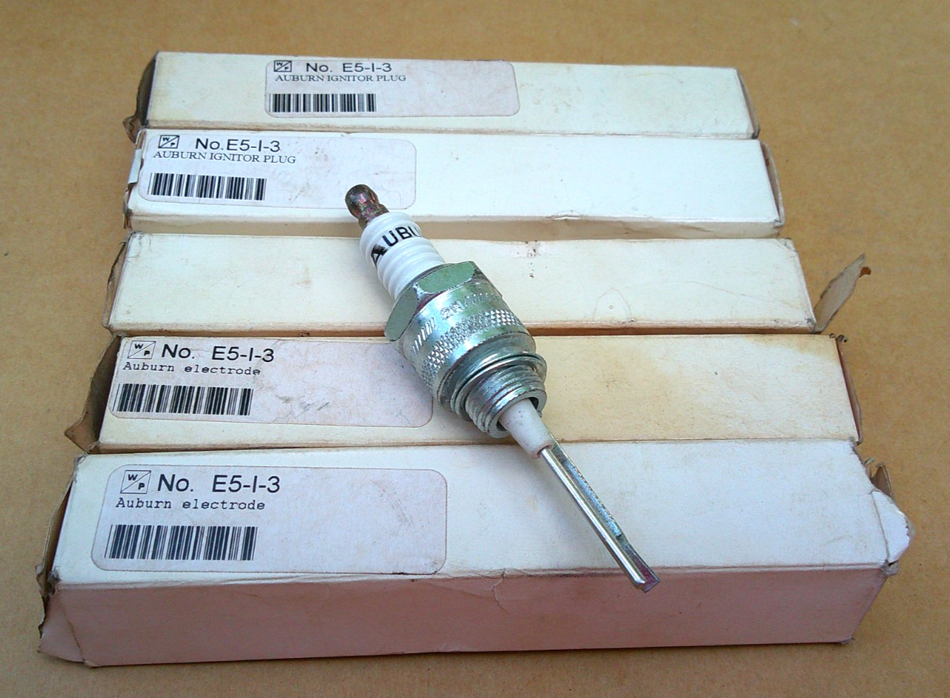 (1) AUBURN MANUFACTURING E5-I-3 Industrial Ignitor