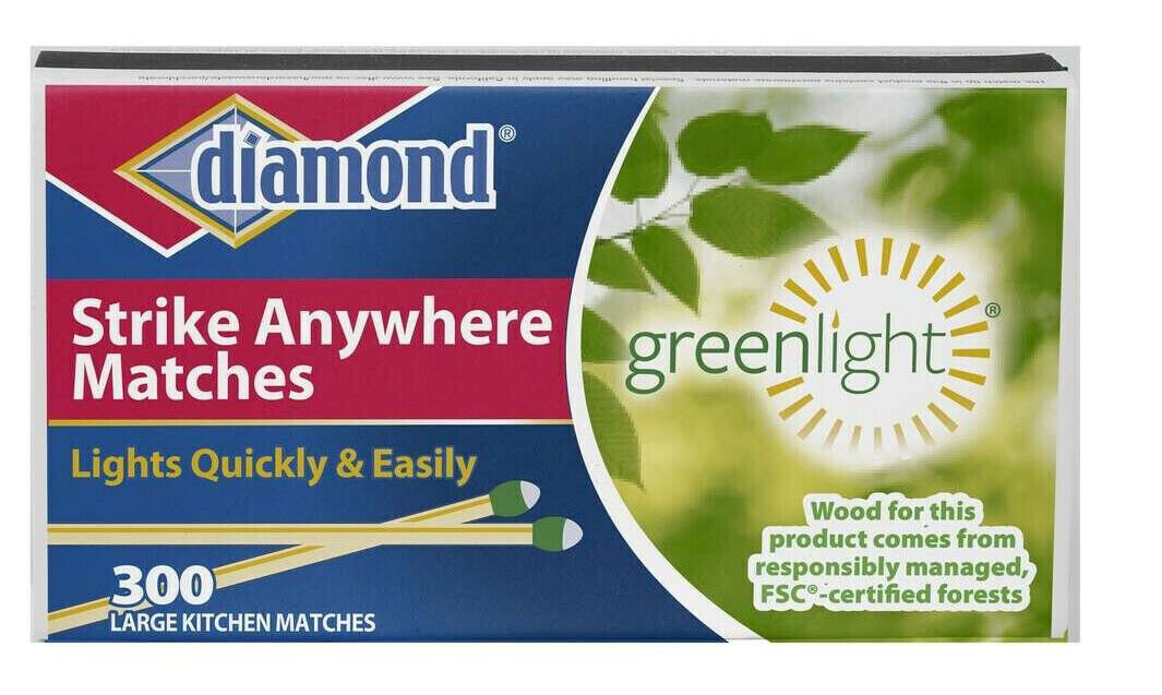 Diamond Strike WOODEN KITCHEN MATCHES Boxes 6 packs of 300 ( 1800 matches) U19