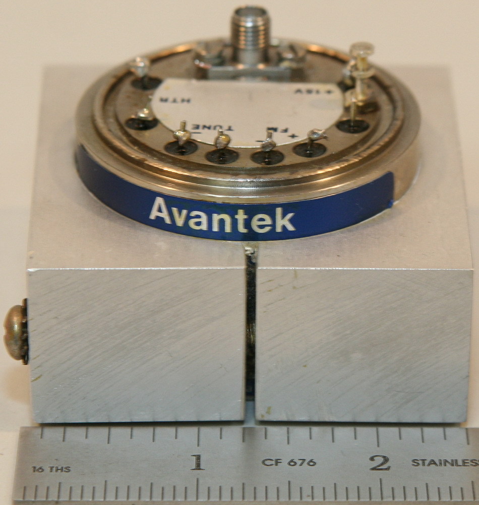 Avantek S081-1231 Yig Tuned Oscillator