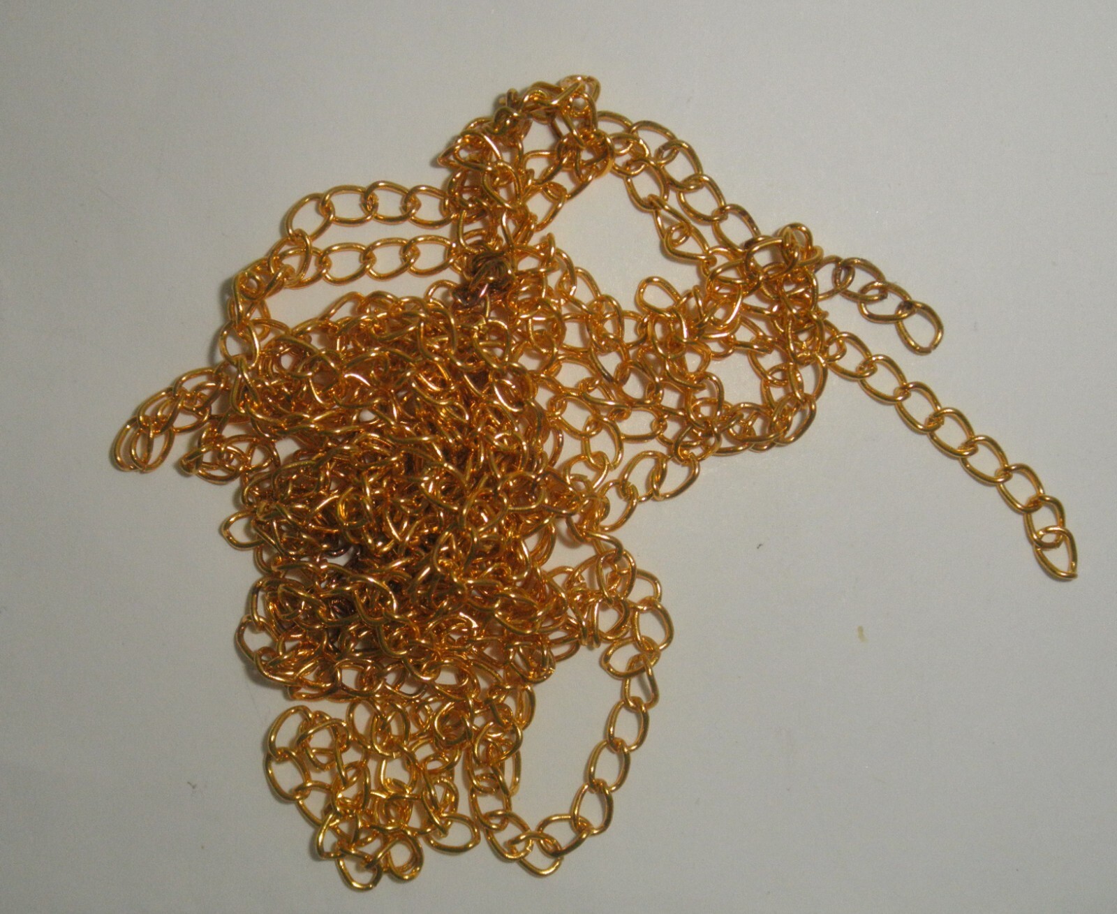 5 1/2 FEET GOLD  PLATED  LINK   CHAIN *