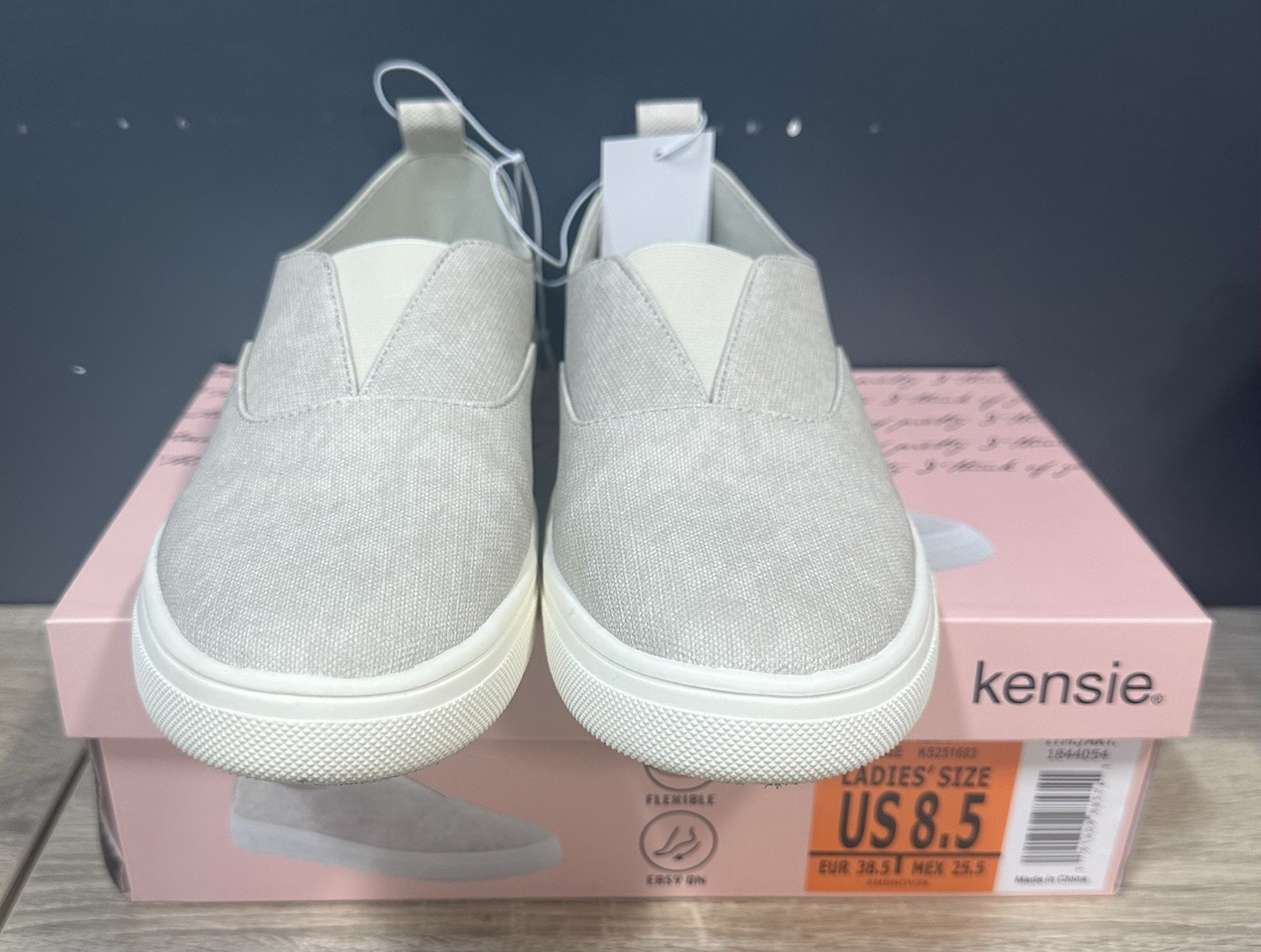 Kensie Women’s Salia Slip-On Shoes – Beige Casual Comfort Flats – Size 8.5 M