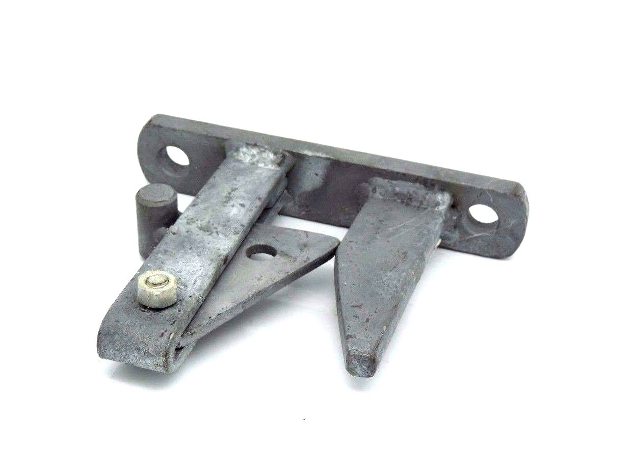 HEAVY DUTY GALVANISED AUTO FIELD GATE LATCH (163mmx35mm plate size)