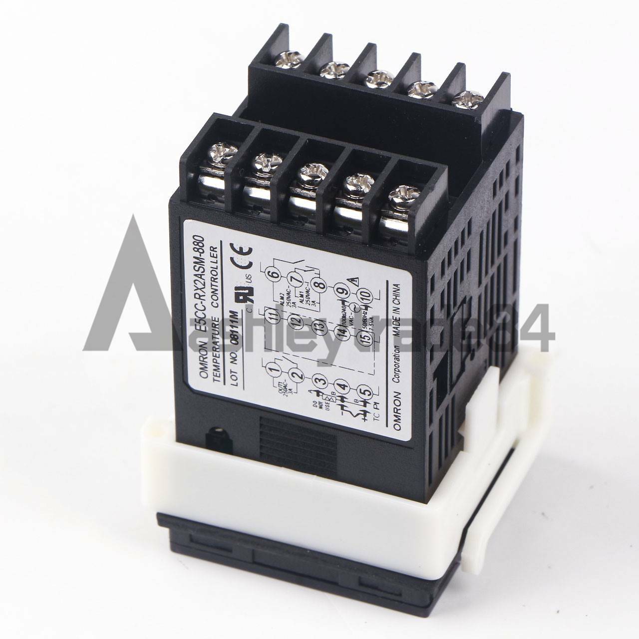 ONE New Omron E5CC-RX2ASM-880 Temperature Controller 100-240VAC