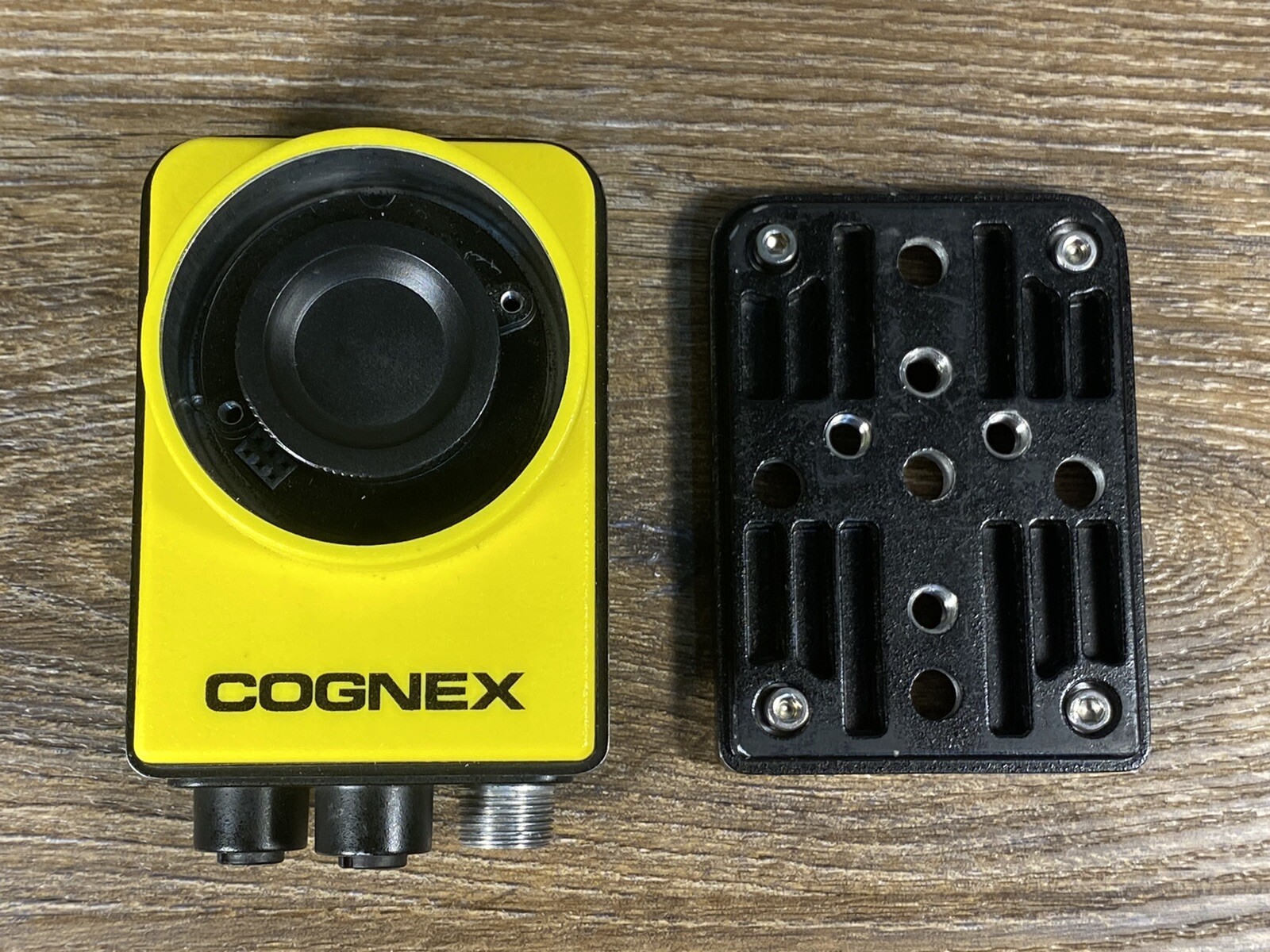 Cognex In-Sight IS7101-01 Vision Systems Starter Toolset - EasyBuilder Camera