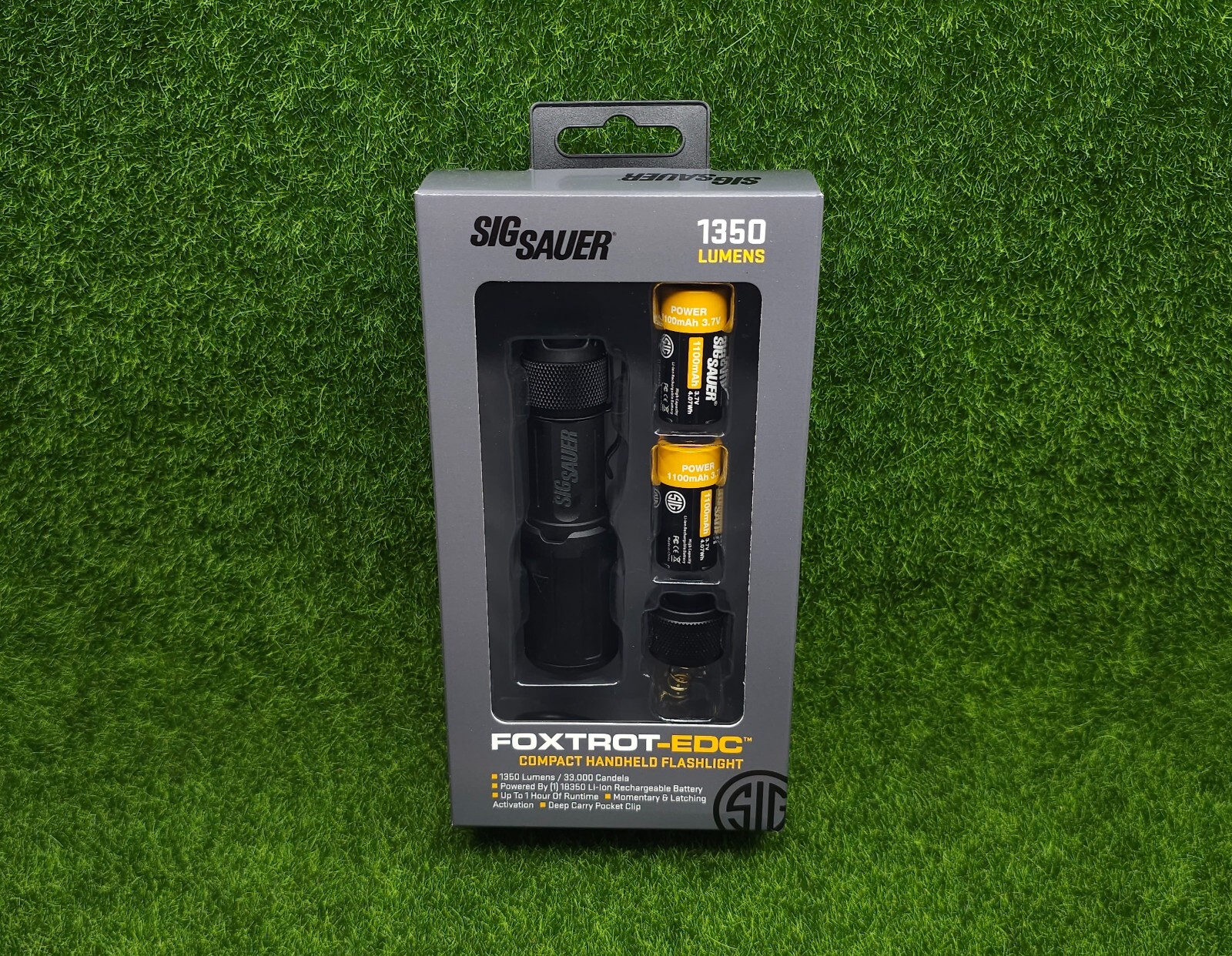 Sig Sauer FOXTROT-EDC 1350 Lumen Compact Handheld Tactical Flashlight - SOFEC001