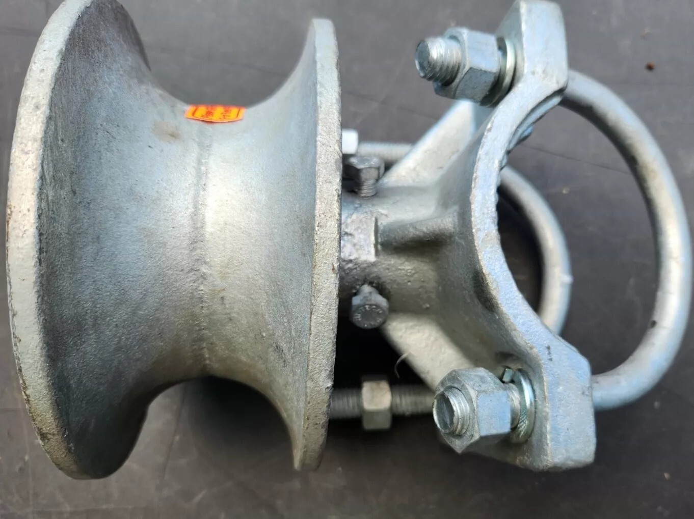 Heavy Duty Cantilever Gate Wheel Cast Iron Hot Dip Galvanized Steel