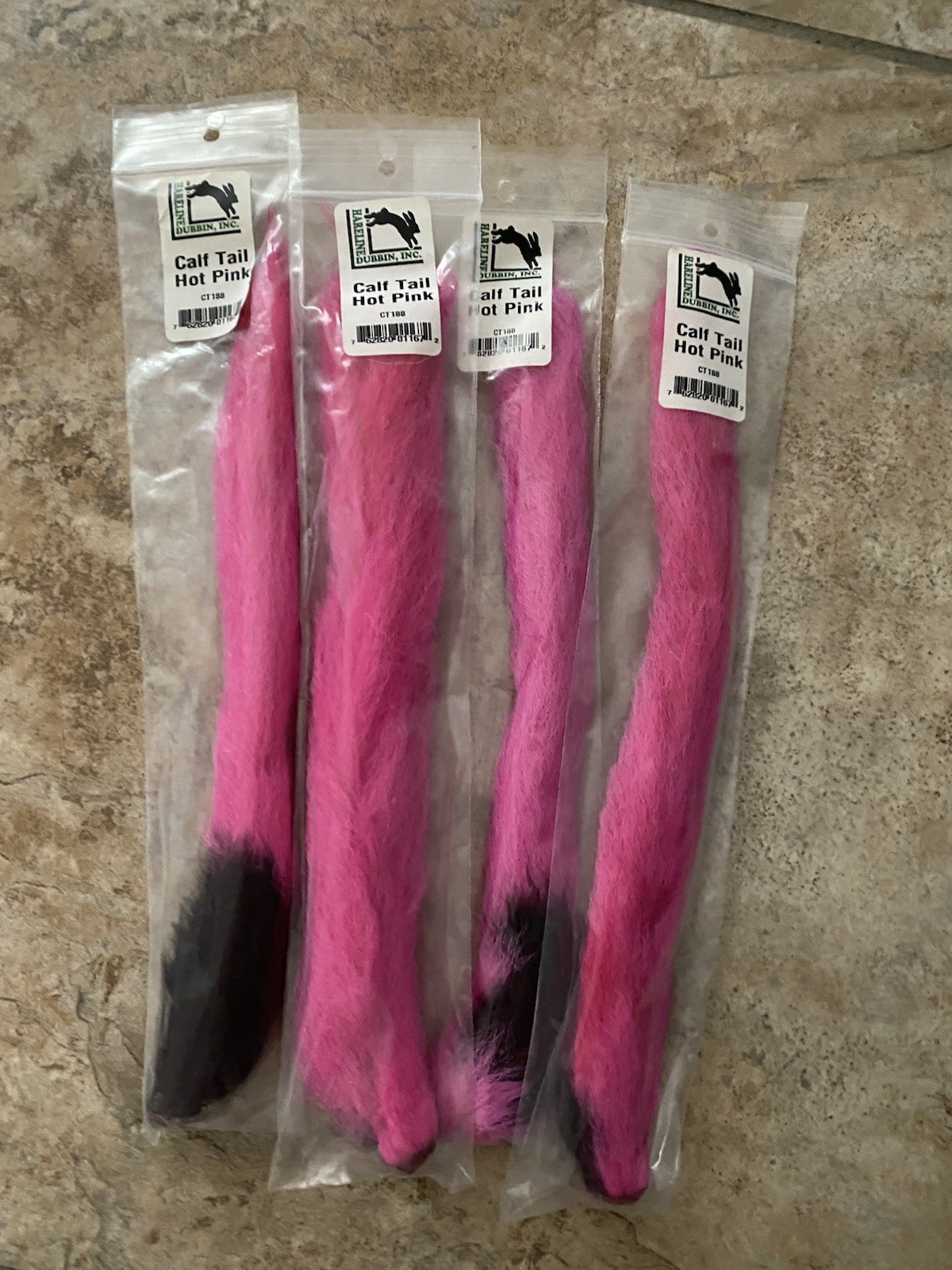 Hareline Dubbin Calf Tail CT188