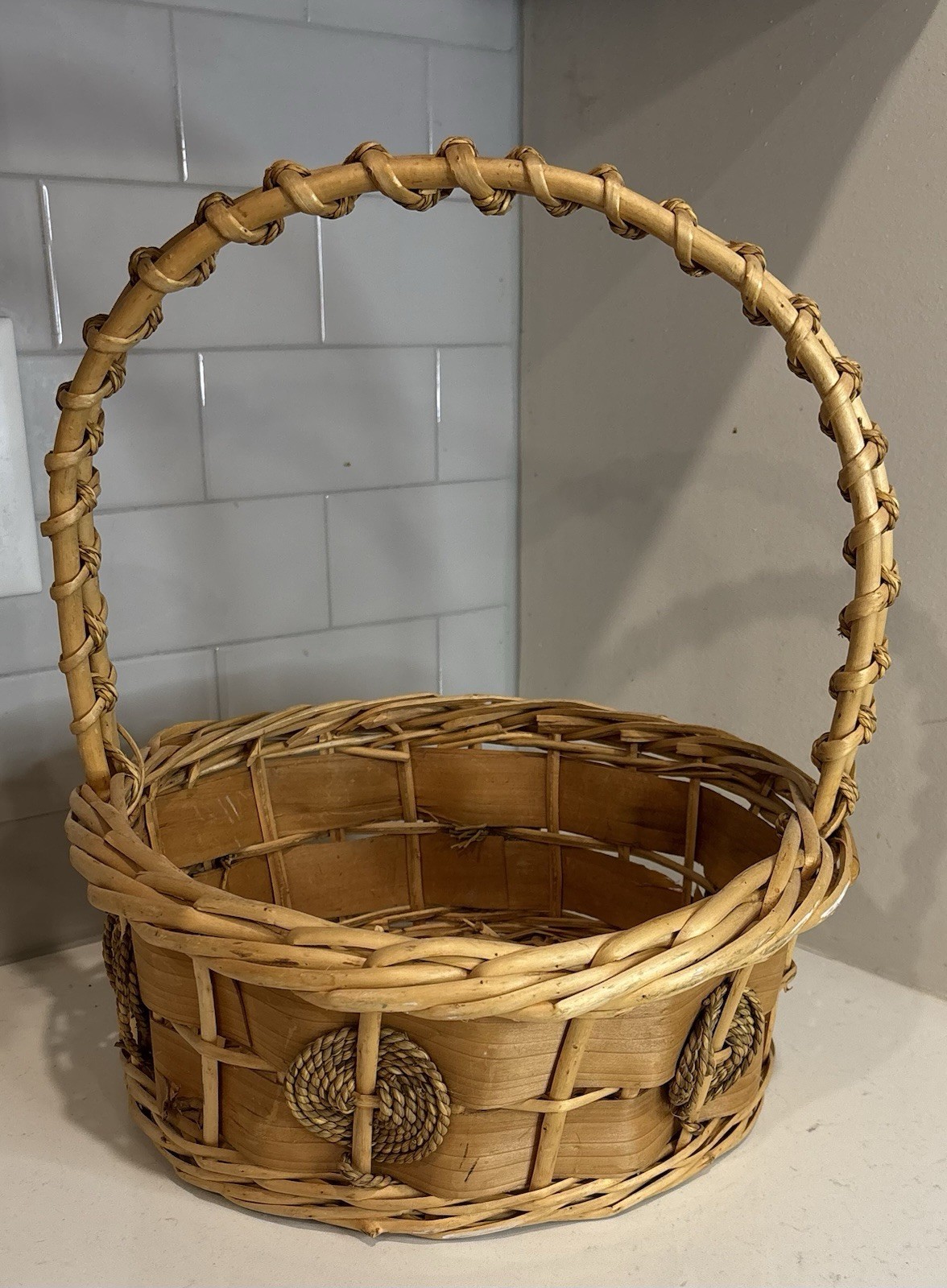 Vintage Wicker Basket w/Handle 12” Round Rustic Farmhouse Easter Gathering Decor