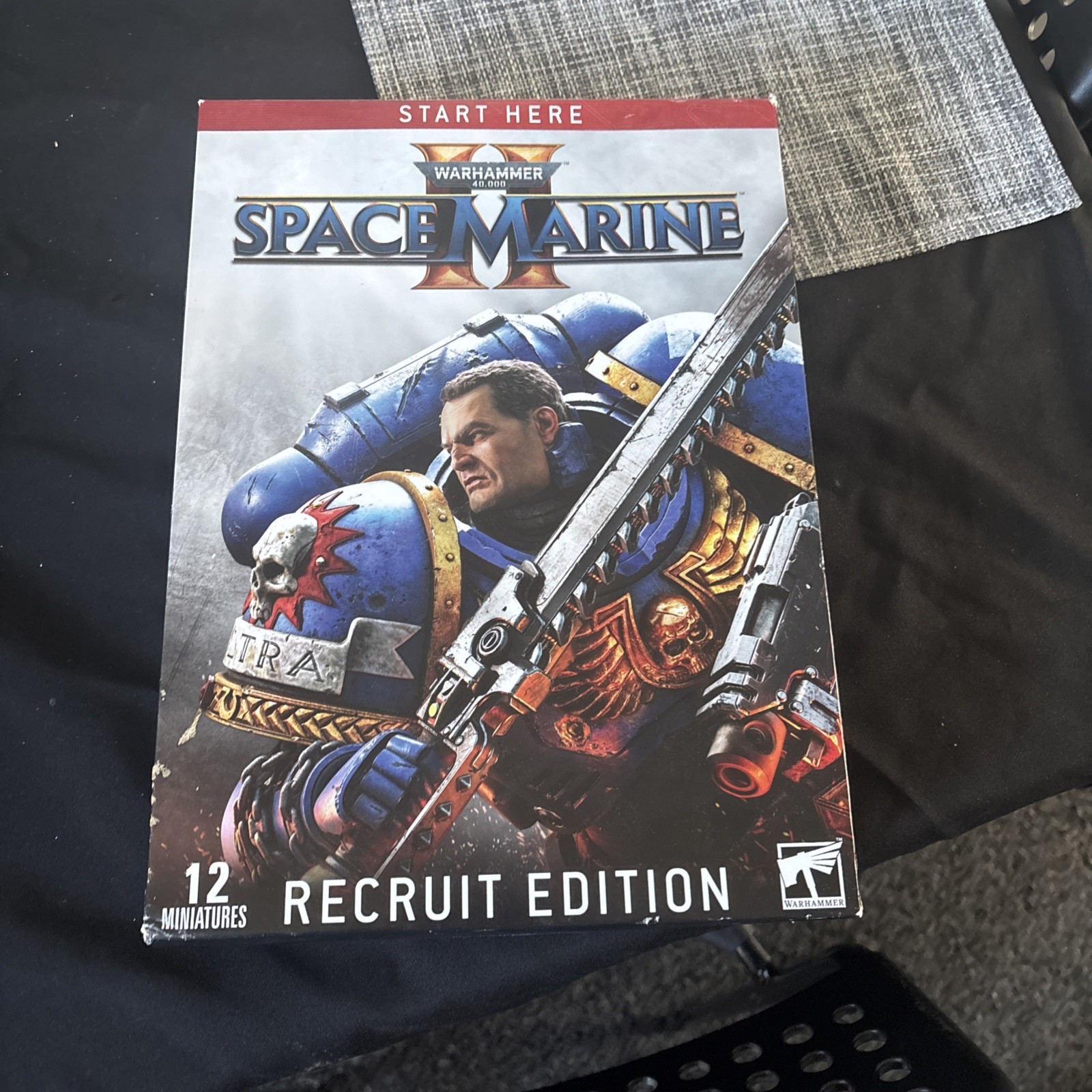 Warhammer 40k - Space Marine 2 Recruit Edition - Titus Miniature - Gift