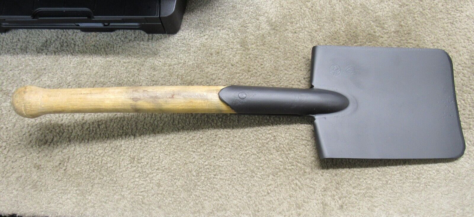 Early East German Shovel GDR NVA Fixed Handle w/ Bat Logo Original