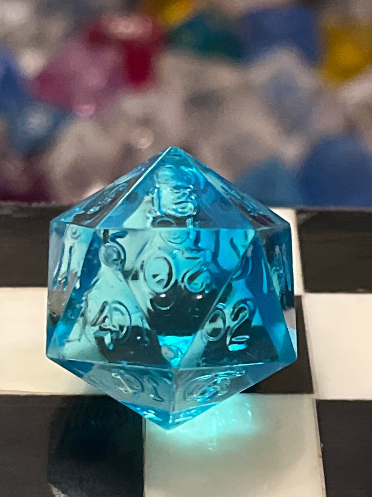 Vtg Armory d20 1-20 blue-green gem rpg ad&d dice 123124@