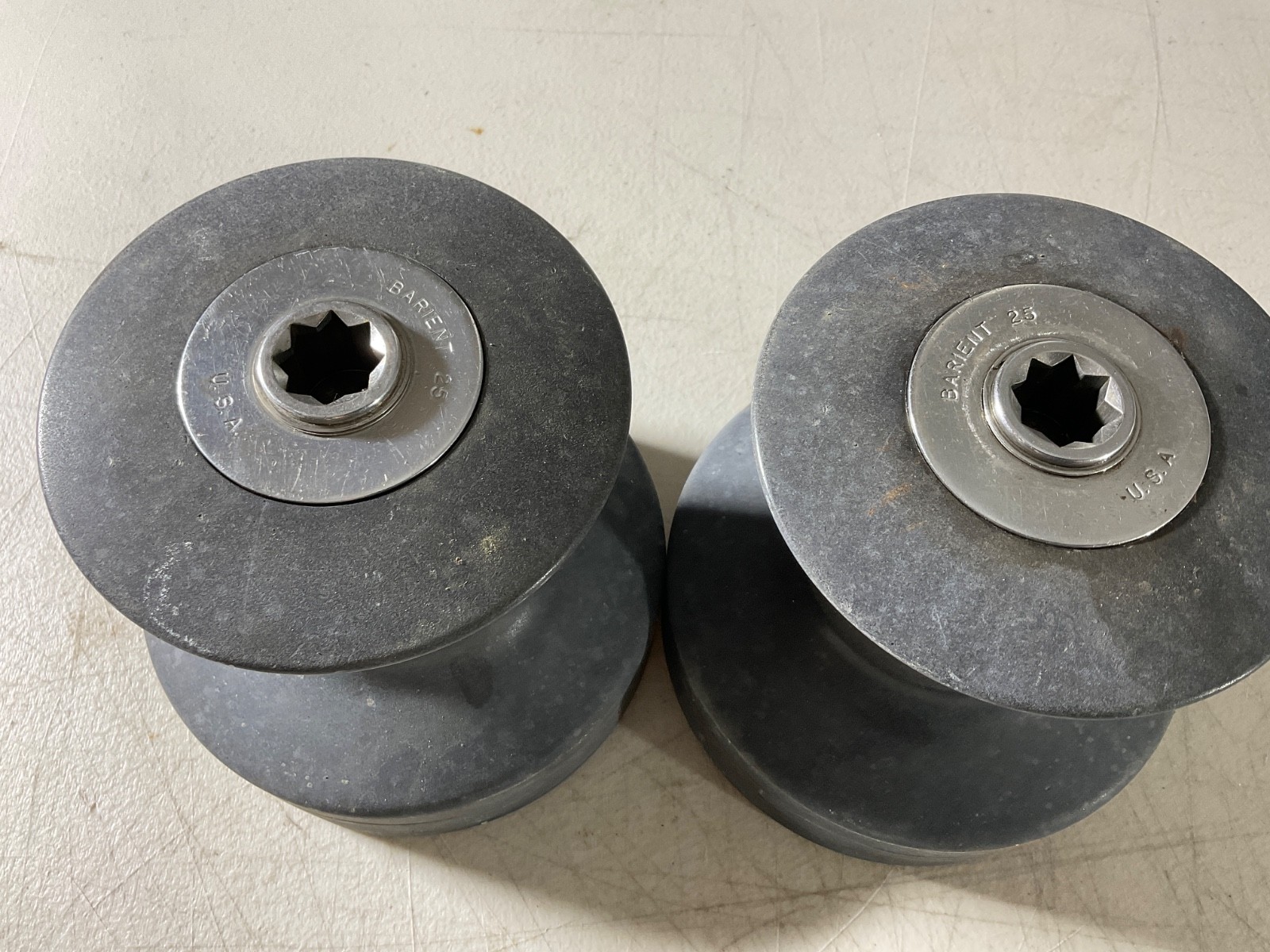 Pair Barient 25 winches. Aluminum. Double speed. Bronze internals. 2 winch hndls