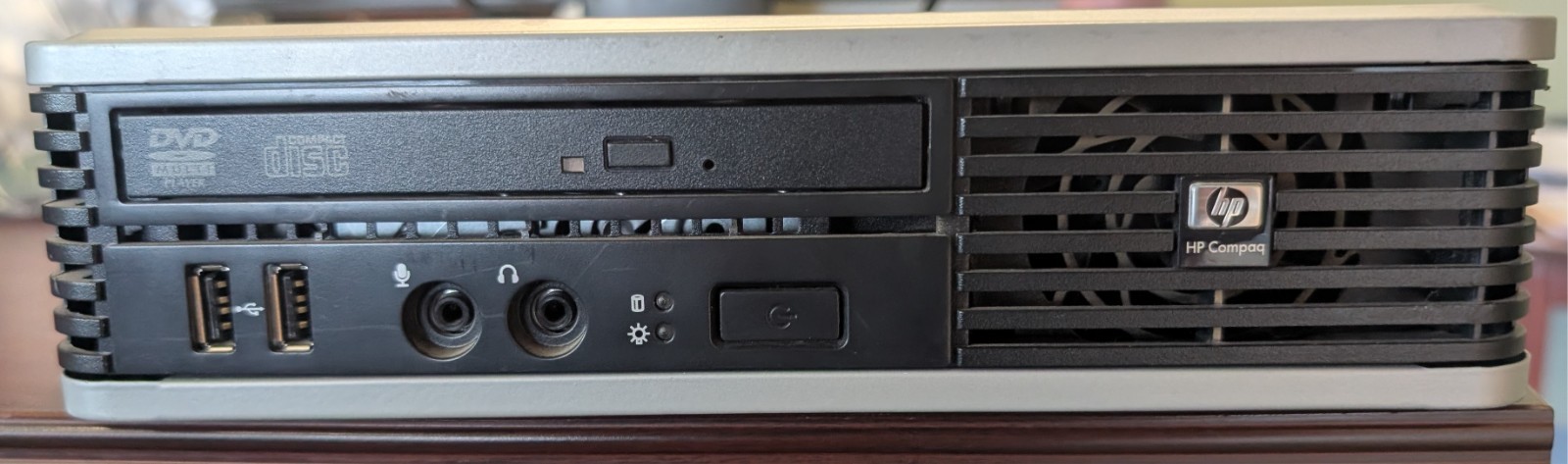 HP Compaq dc7800p SFF Slim Desktop | 2.33GHz Core 2 Duo E6550 | DVD RW | No HHD