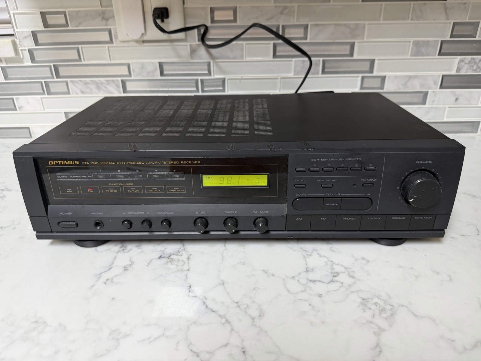 Optimus STA-795 Digital Synthesized AM/FM Stereo Receiver WORKS TESTED
