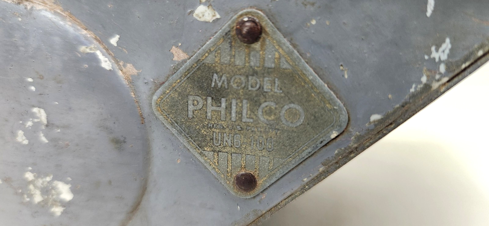 1947 47 Philco Model UN6-100 Under Dash Tube Car Radio~Tested & Powers Up!