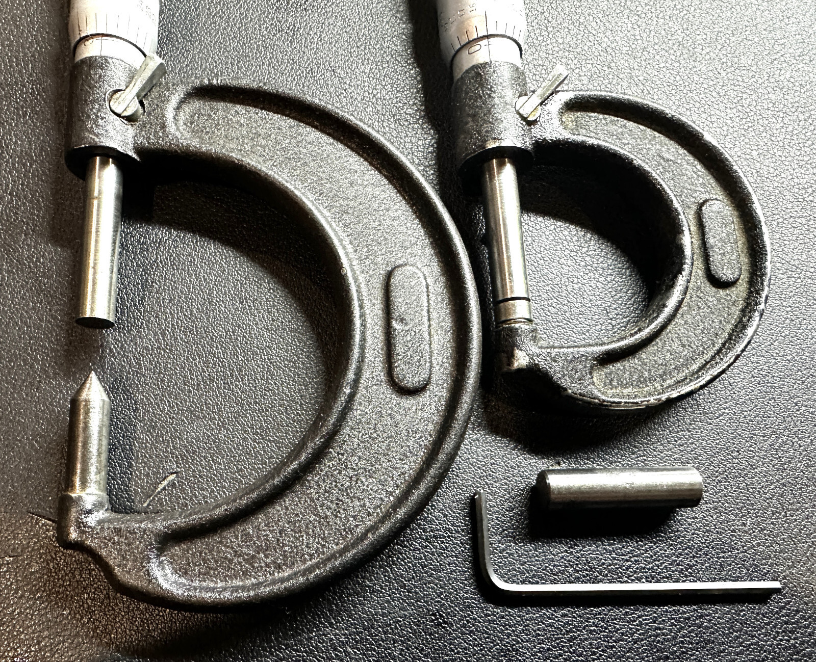 CENTRAL TOOLS 2-Piece Micrometer Set 0-1" & 1-2"" Range I-Beam Frame USA