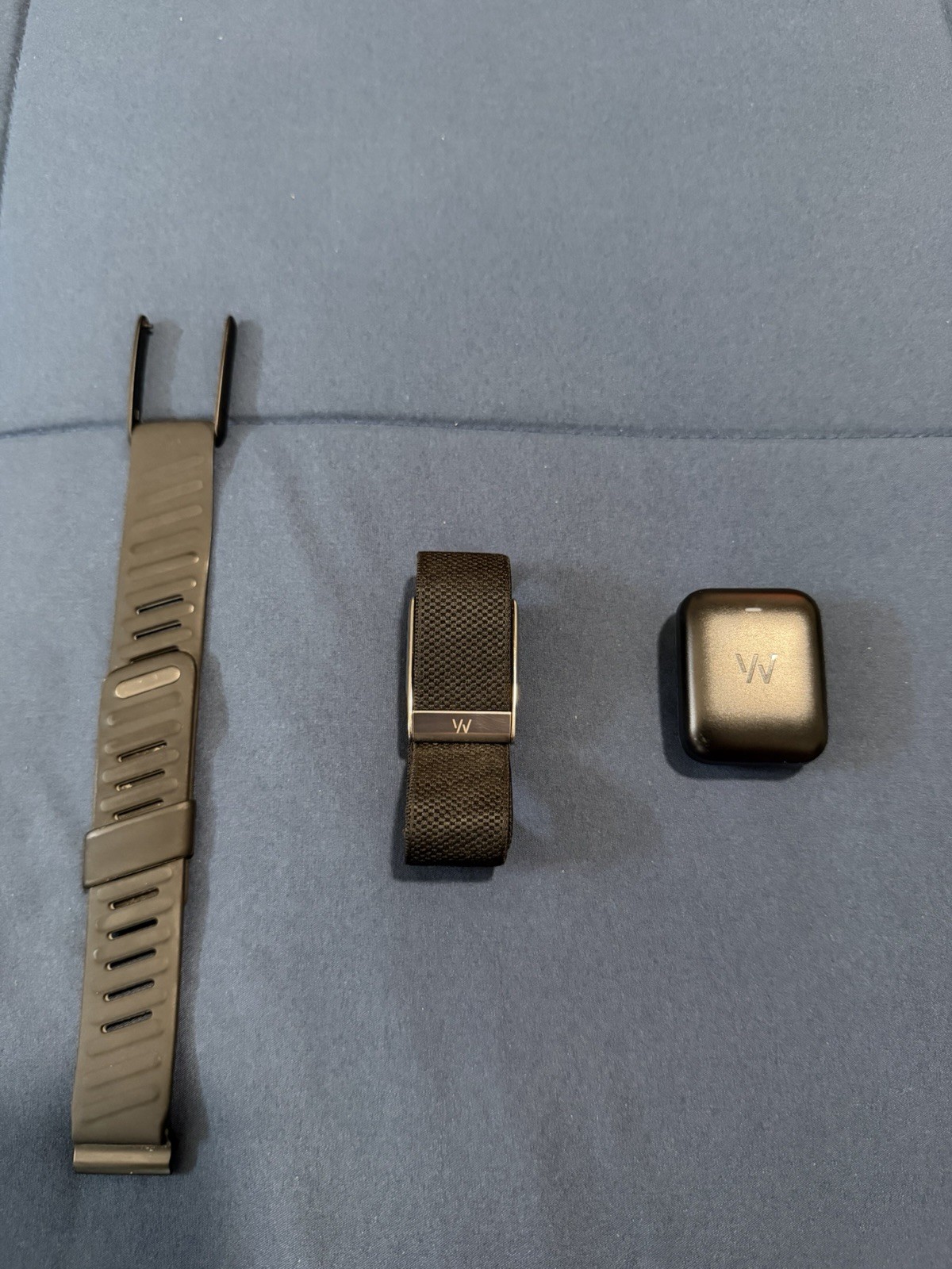 Whoop 5.0/MG Device w/ 2 Black Band (Regular And Sport) - 9 months of Whoop Life