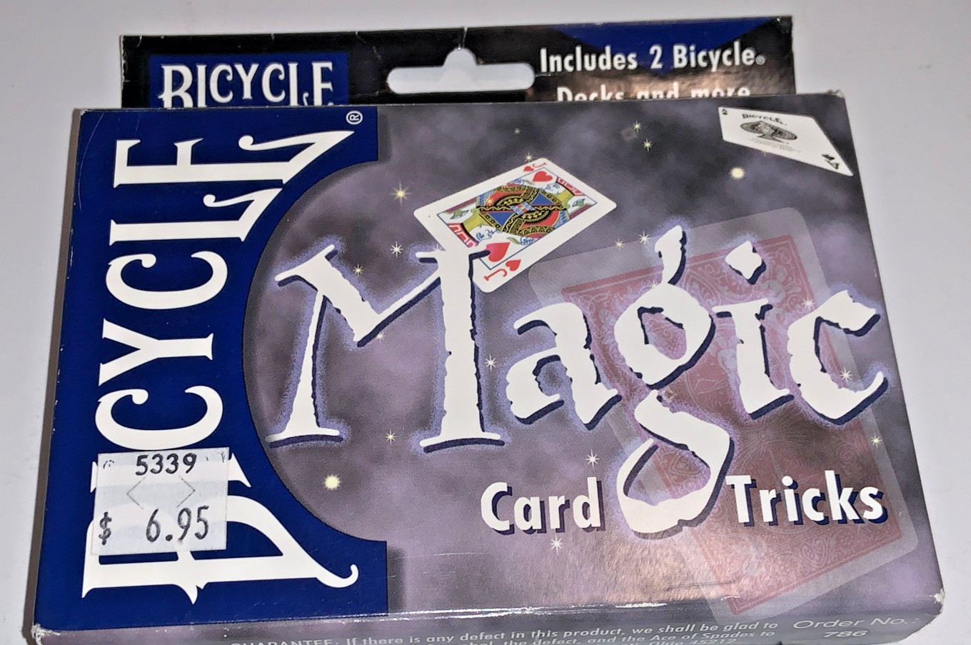 Bicycle Magic Card Tricks. 2 Sealed Decks and More than 20 Tricks © 2003 US Pla
