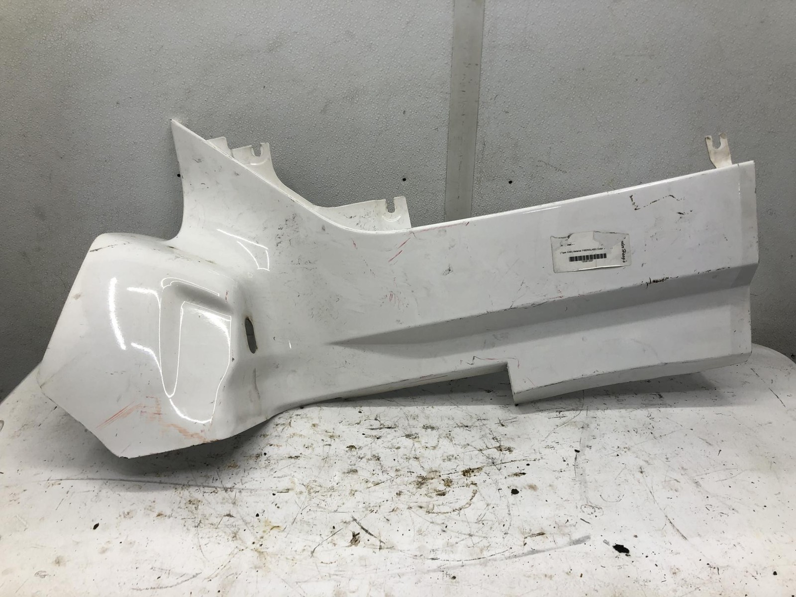 2012-2023 Kenworth T680 WHITE Right/Passenger CAB Cowl - Used
