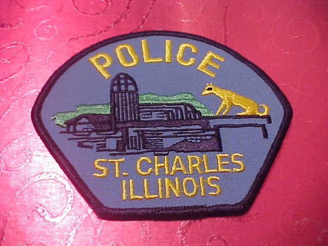 ST CHARLES ILLINOIS POLICE PATCH SHOULDER SIZE UNUSED