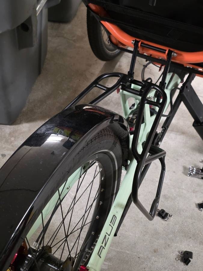Azub Middle Rack