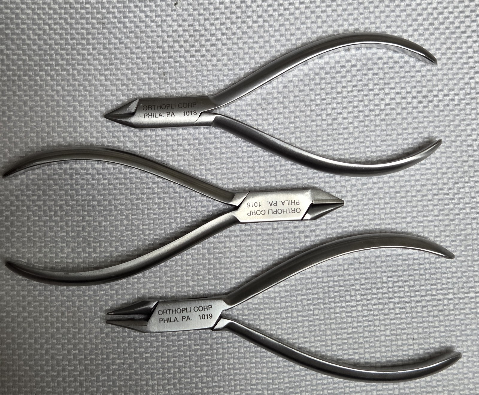 Orthopli Corp Three Prong Plier Aderer Light Wire Bending 3 Pliers Dental